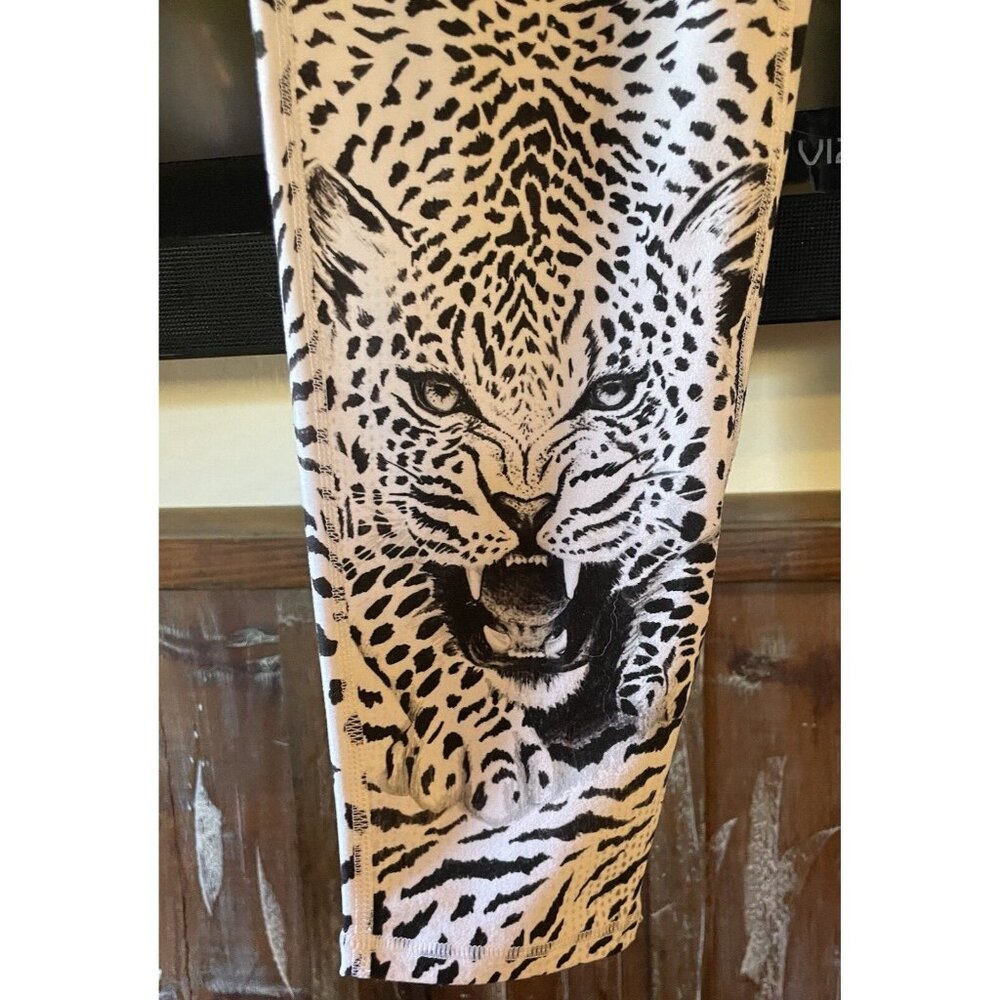 Betsey Johnson Performance Workout Black White Leggings Tiger Print Capri Large - Picture 3 of 5